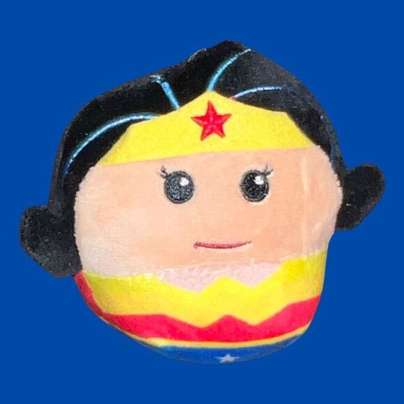 Hallmark Wonder Woman Fluffball Plush Toy 3” - Picture 1 of 2